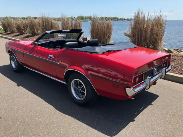 1972 ford mustang convertible red 302v8 auto p/s restored!!!