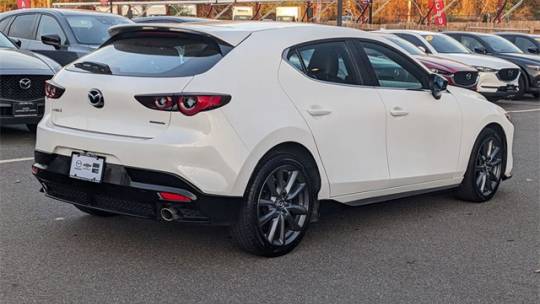 2024 mazda mazda3 hatchback 2.5 s preferred