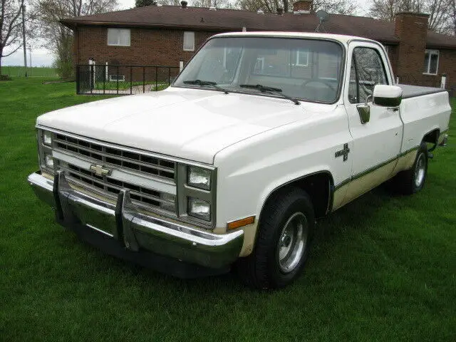 1985 chevy c10 truck short box