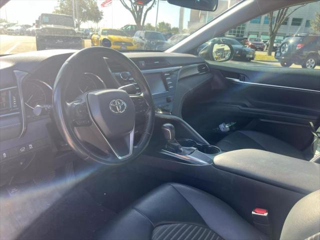 2019 toyota camry se