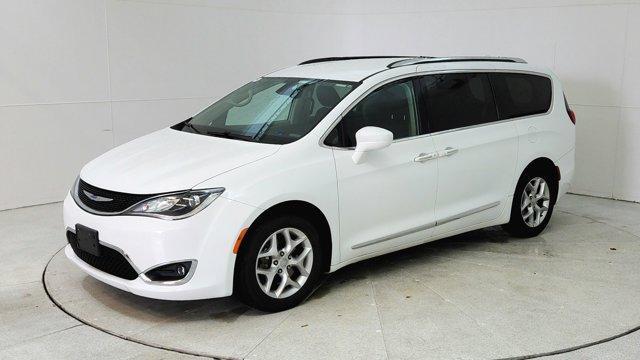 2018 chrysler pacifica touring-l