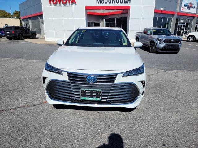 2019 toyota avalon hybrid xle plus