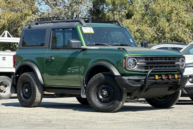 2022 ford bronco base