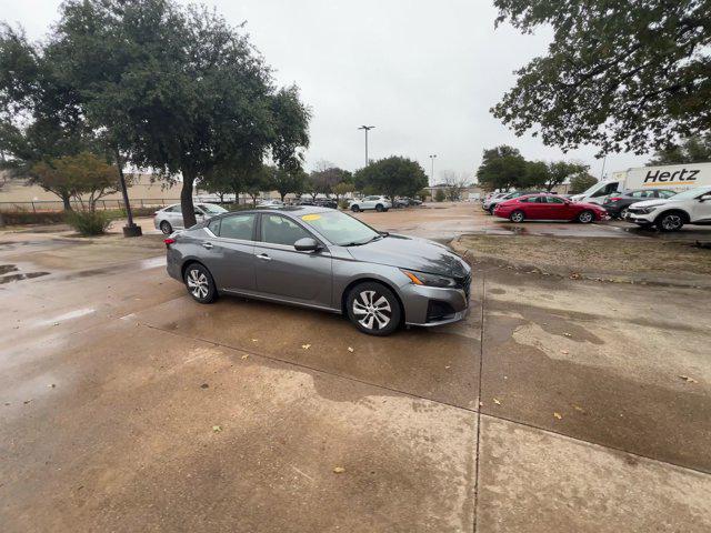 2023 nissan altima s fwd