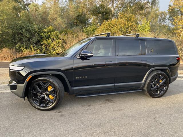 2024 rivian r1s adventure quad-motor large package