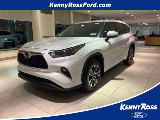 2023 toyota highlander l