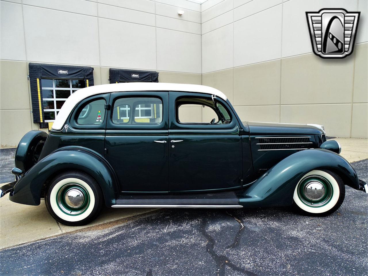 1936 ford sedan