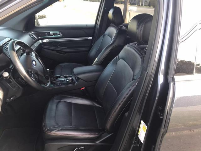 2017 ford explorer sport