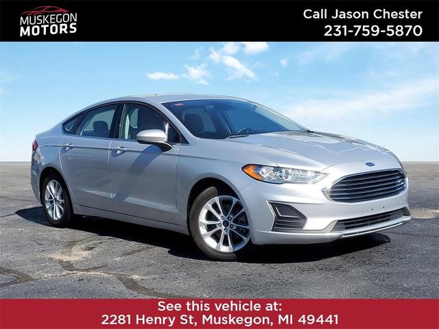 2019 ford fusion se