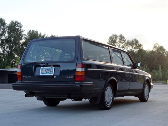 1991 volvo 240 wagon (manual transmission) (137,000 miles) (tons of records)