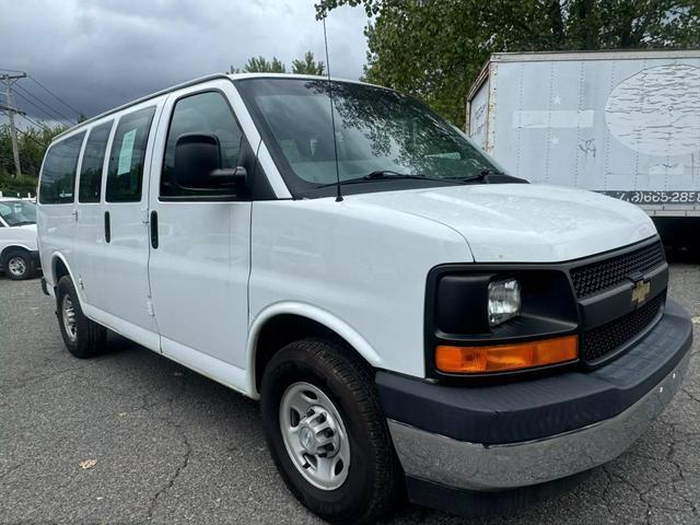 2017 chevrolet express 2500 work van