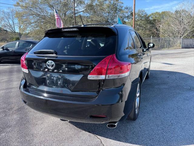 2010 toyota venza base