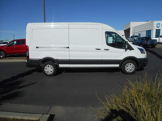 2022 ford transit-350 base