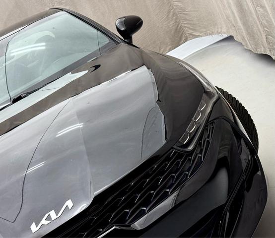 2022 kia k5 gt-line