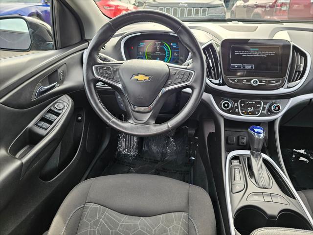 2017 chevrolet volt lt