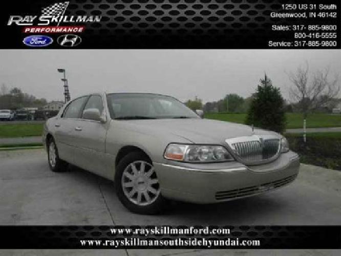 2011 lincoln town car in greenwood, in