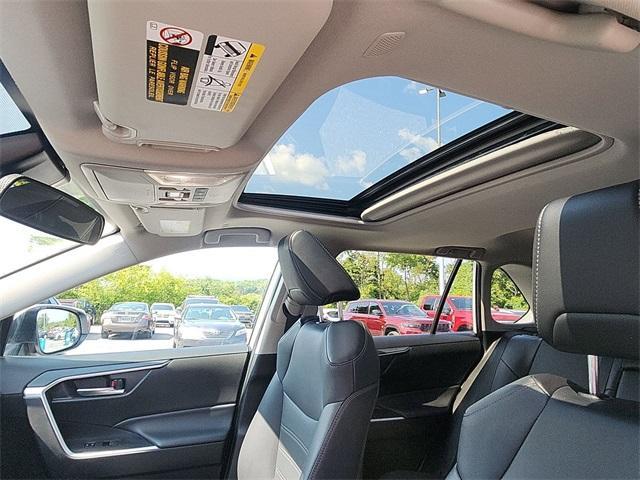 2024 toyota rav4 hybrid xle premium