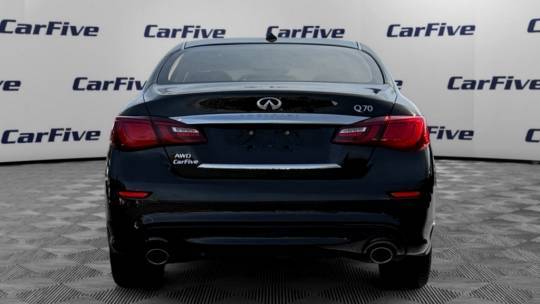 2018 Infiniti Q70