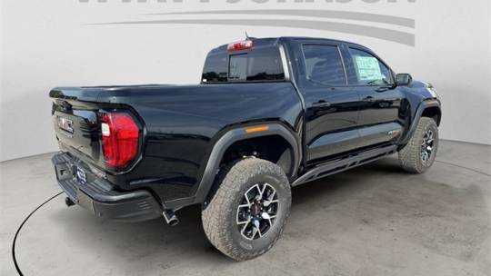 2024 GMC Canyon