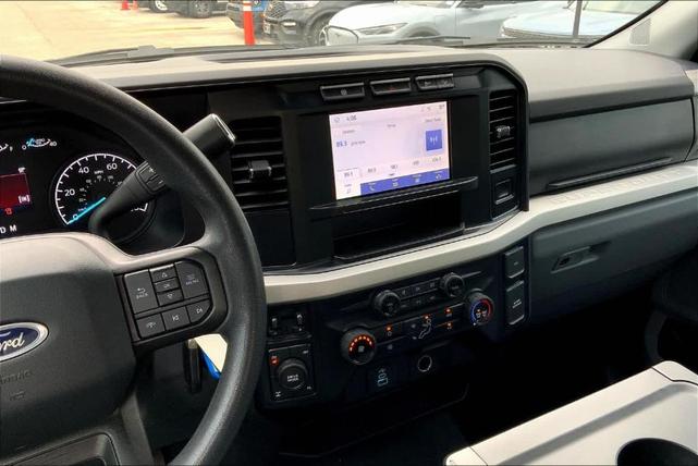 2023 ford f-250 xlt