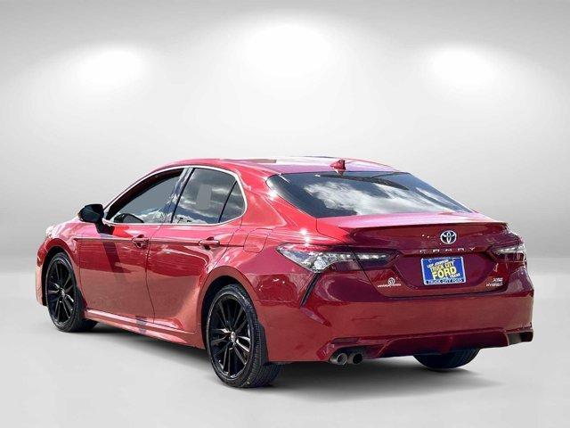 2023 toyota camry hybrid xse
