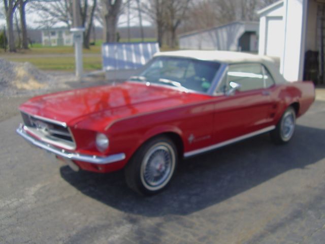 1967 red ford mustang convertible , sm blk. 6 cyl older restoration low miles