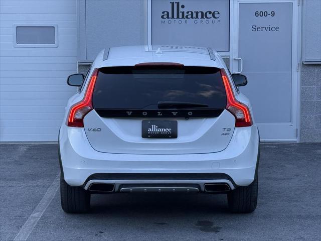 2016 volvo v60 cross country t5
