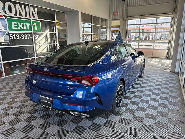 2021 kia k5 gt-line