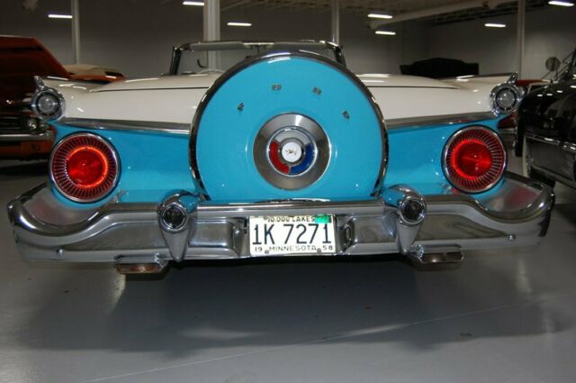 332 v8 - auto - ps - a/c - retractable steel top - continental kit