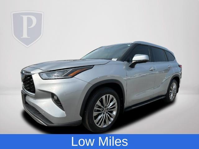 2022 toyota highlander hybrid platinum