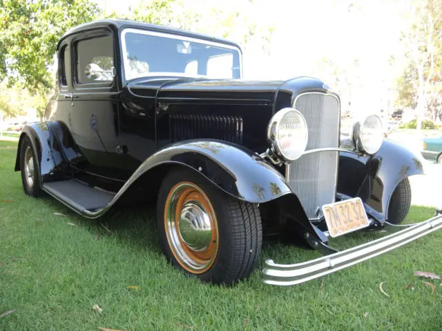 rencent build on henry ford steel un-cut body/fenders with 350/350