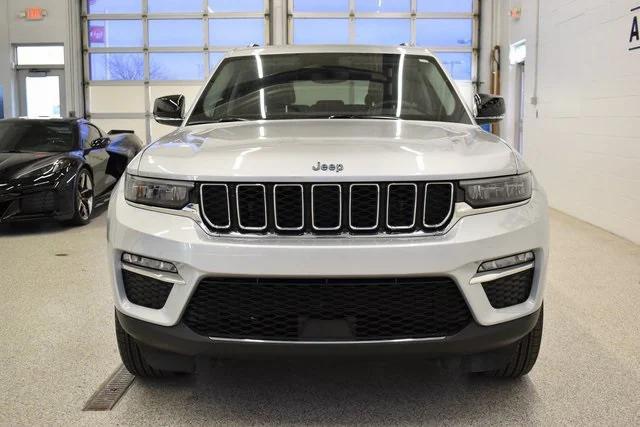 2022 jeep grand cherokee 4xe base