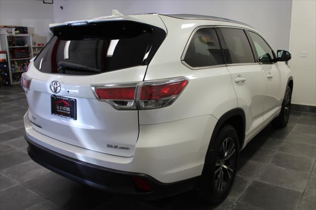 2016 toyota highlander xle