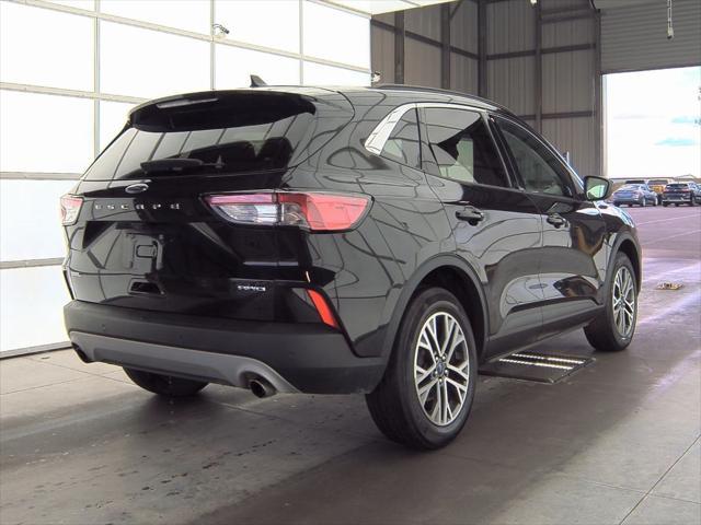 2022 ford escape sel
