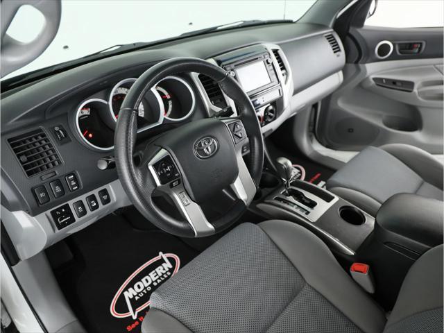 2014 toyota tacoma base