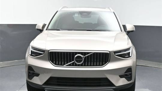 2024 Volvo XC40
