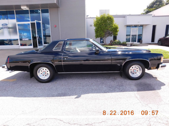 1976 pontiac grand prix all original paint 64,000 miles