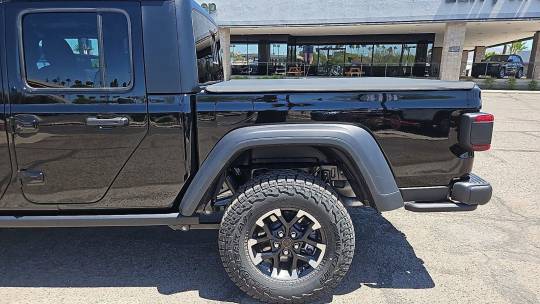 2024 Jeep Gladiator