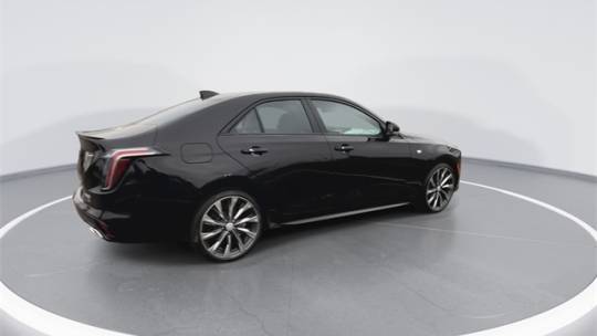 2025 Cadillac CT4