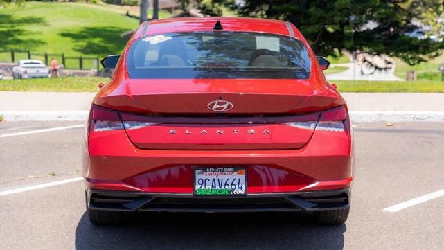 2022 hyundai elantra sel