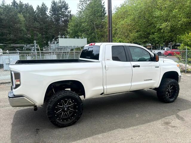 2014 toyota tundra sr5