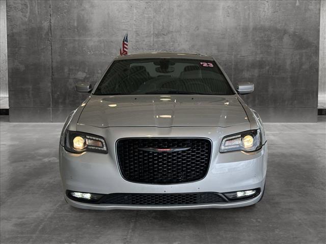 2023 chrysler 300 s