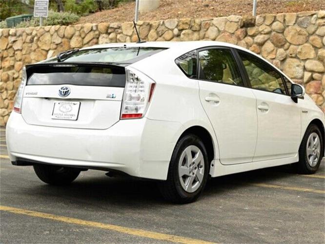 2010 toyota prius in santa barbara, california
