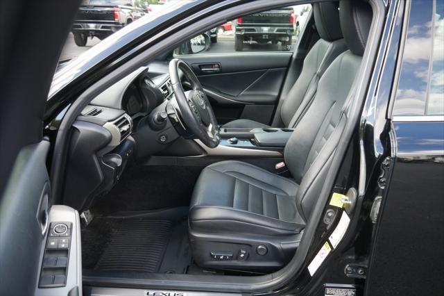 2014 lexus is 350 base