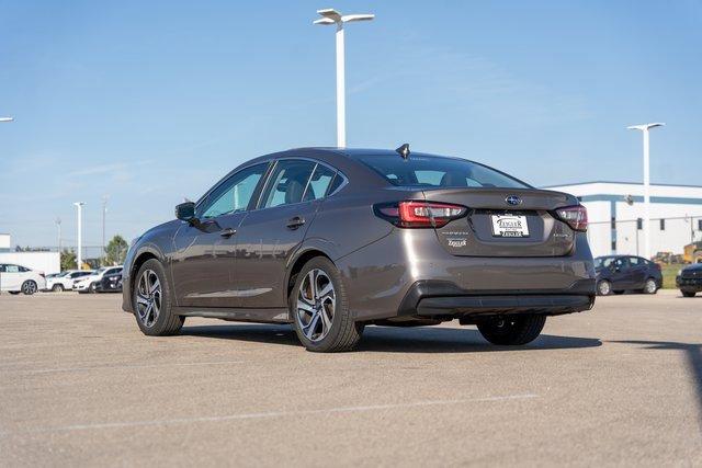 2022 subaru legacy limited