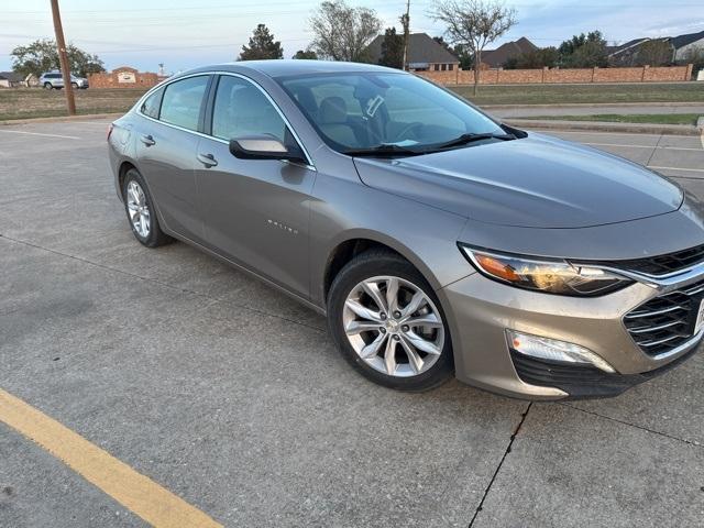 2022 chevrolet malibu lt