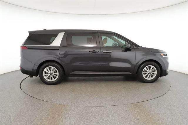 2022 kia carnival lxs