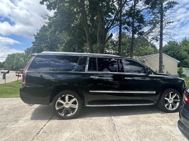 2016 cadillac escalade esv luxury