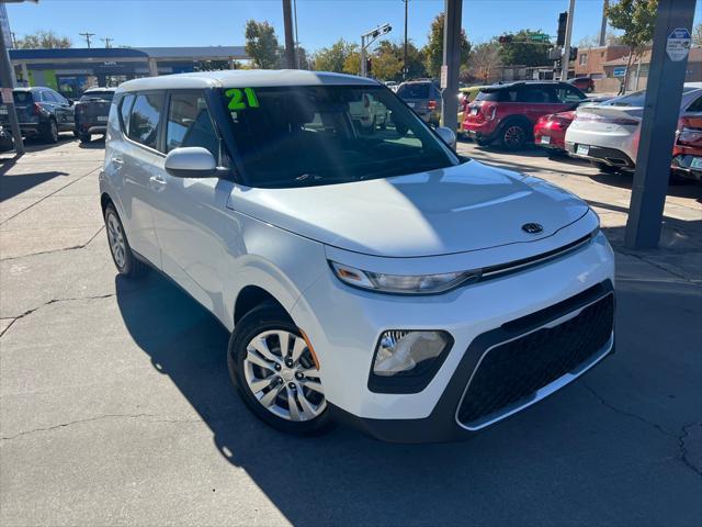 2021 kia soul lx