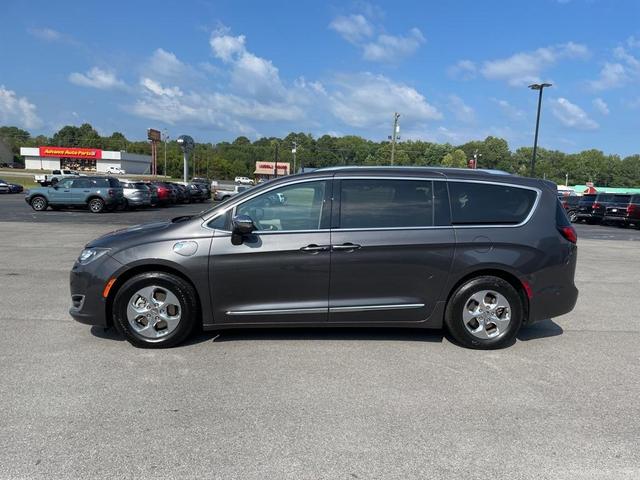 2018 chrysler pacifica hybrid limited